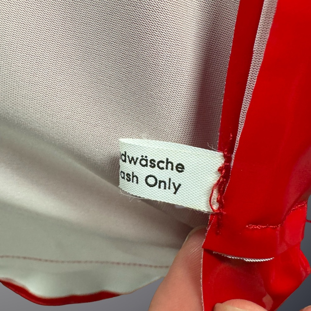 Freitag Fashion Patent Rain Poncho (Waterproof!) - Picture 9 of 9